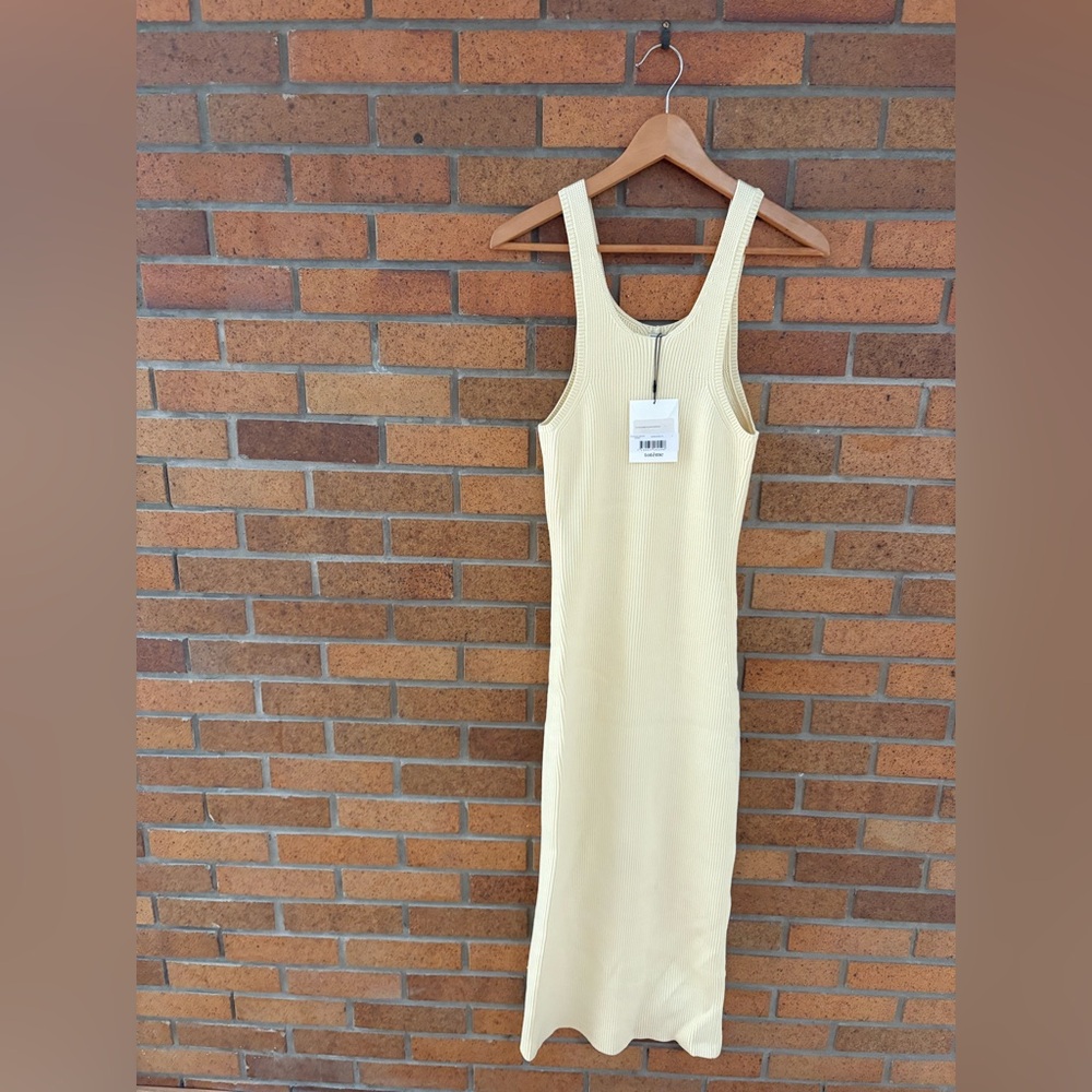 Totême Curved Compact Knit Dress sz L (NWT)